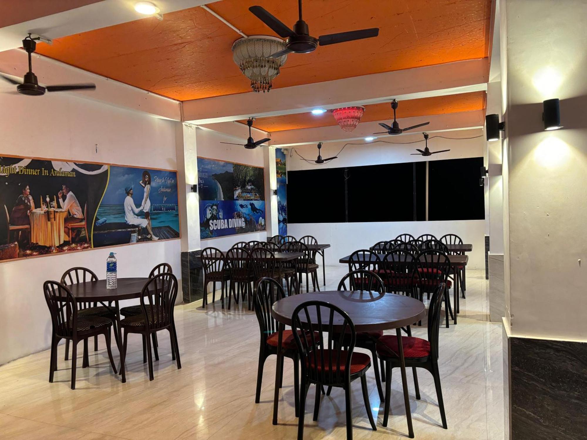 The Tamarind Tree Hotel & Restaurant Shadipur Bagian luar foto