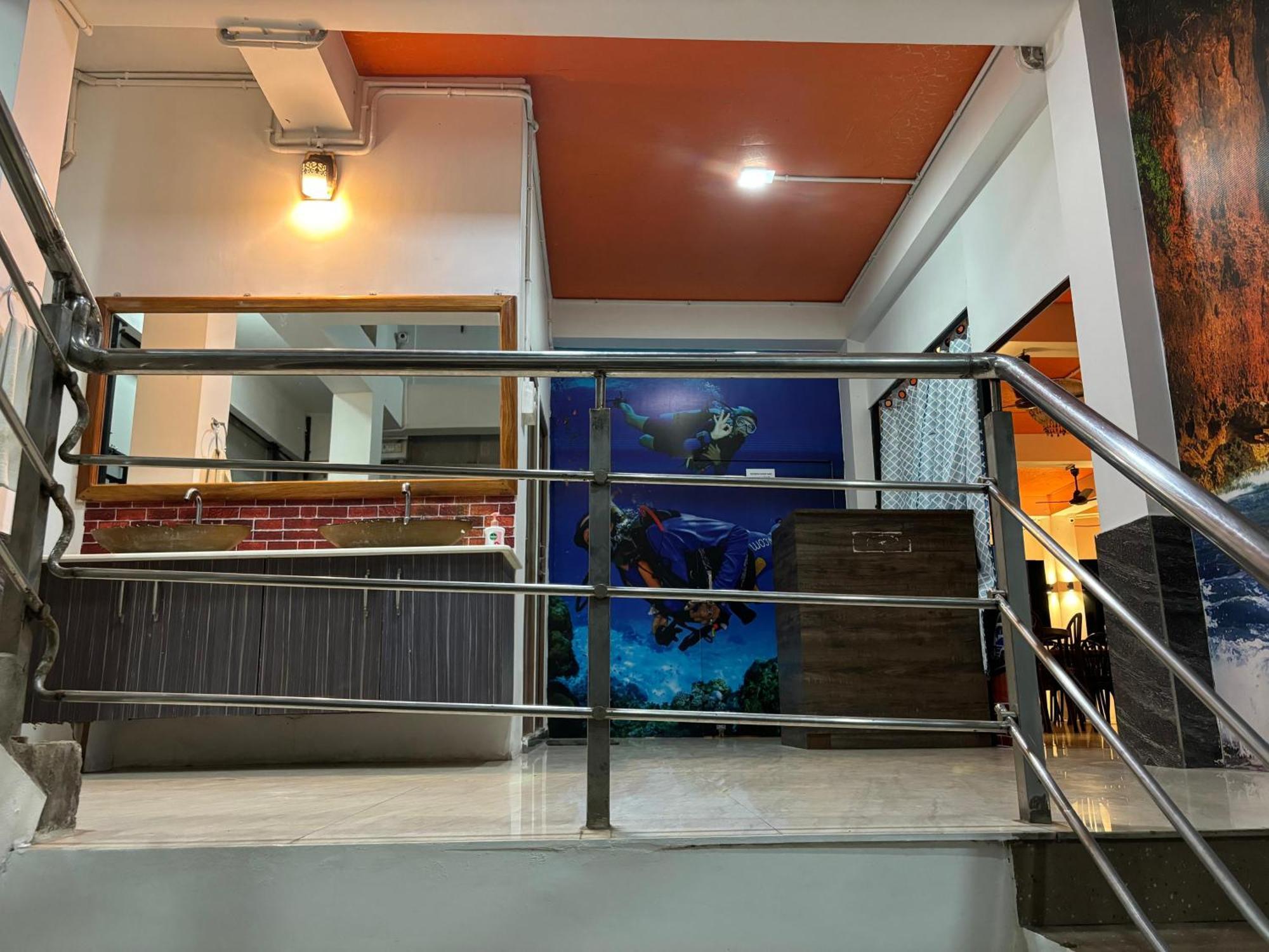 The Tamarind Tree Hotel & Restaurant Shadipur Bagian luar foto