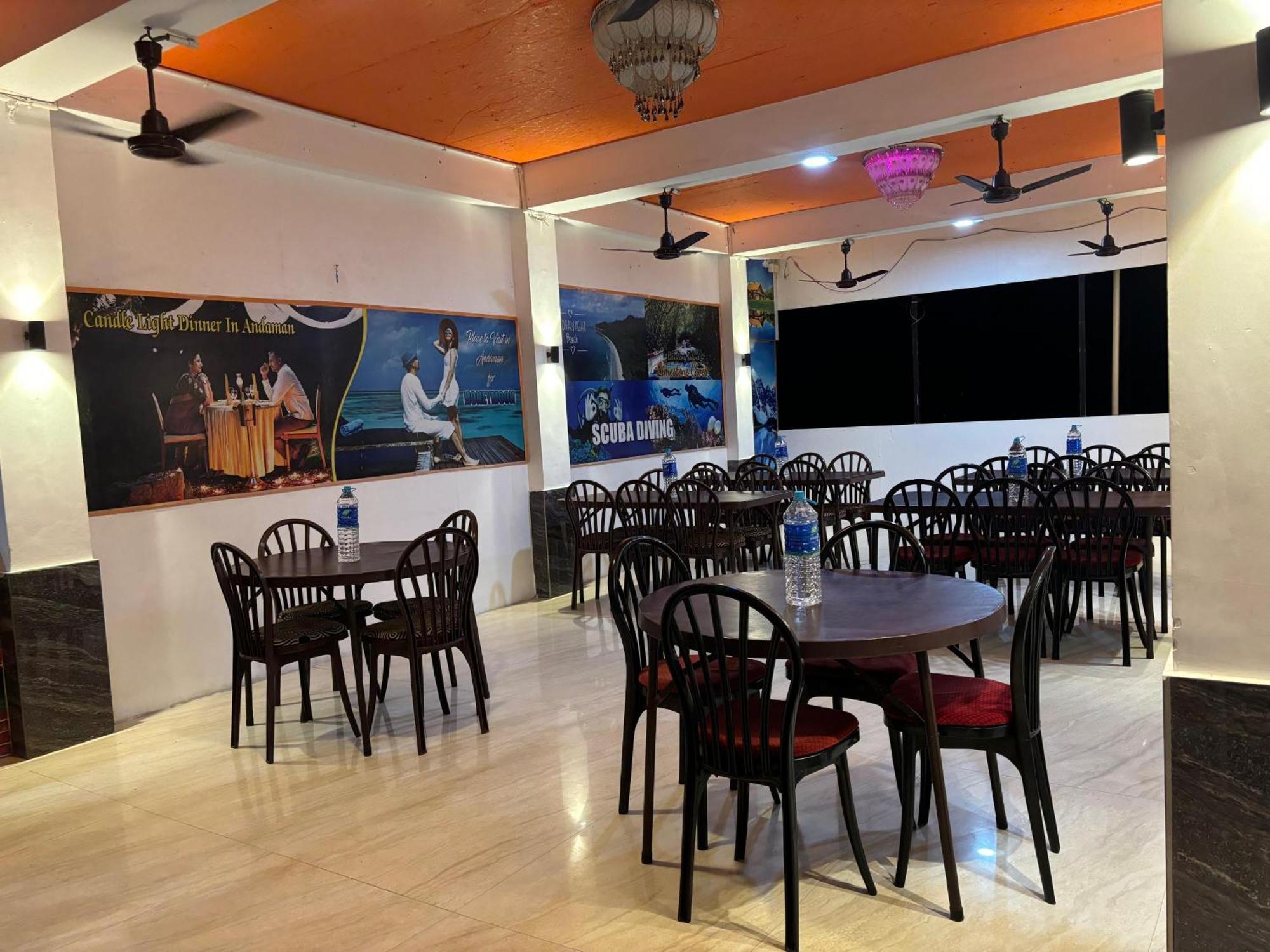 The Tamarind Tree Hotel & Restaurant Shadipur Bagian luar foto