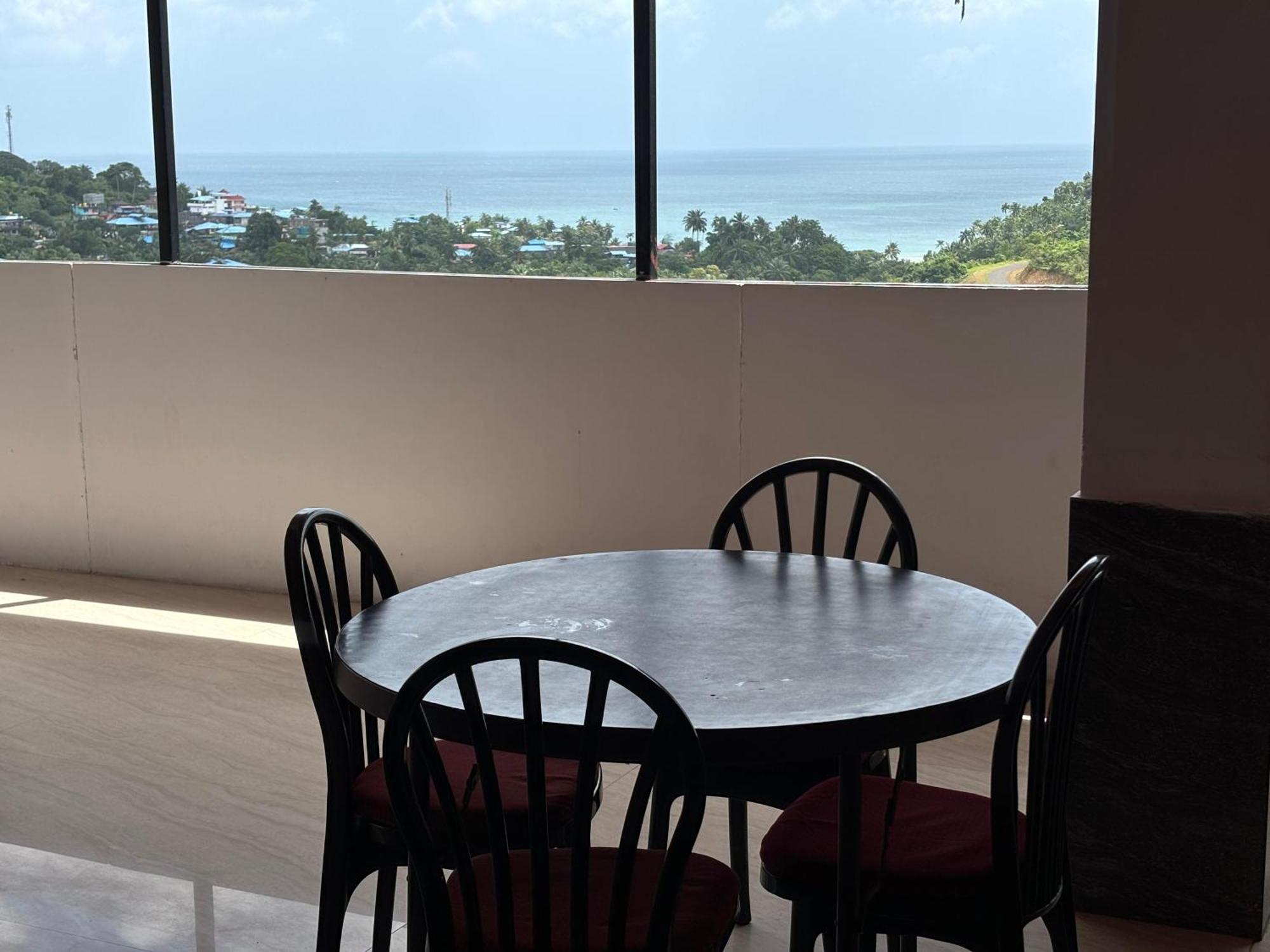 The Tamarind Tree Hotel & Restaurant Shadipur Bagian luar foto